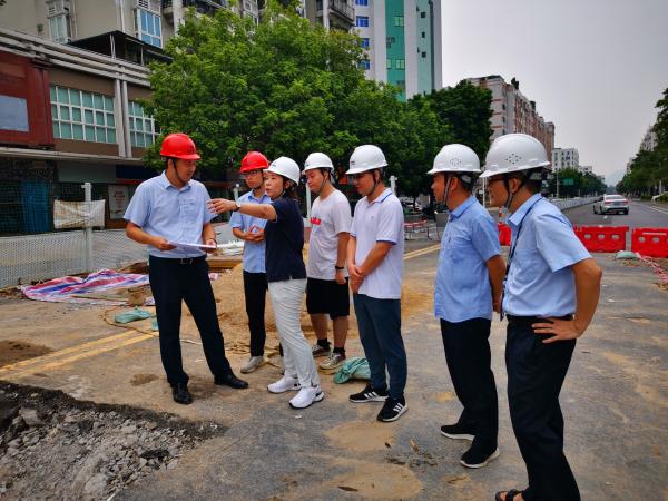 圖4：9月22日，肇水集團紀委書記鄧靈芝帶隊，相繼到端州區(qū)污水管網(wǎng)改造工程和集團物業(yè)開展節(jié)前安全生產(chǎn)和消防檢查工作。.jpg